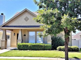 10208 Waterbury Dr, Aubrey, TX 76227