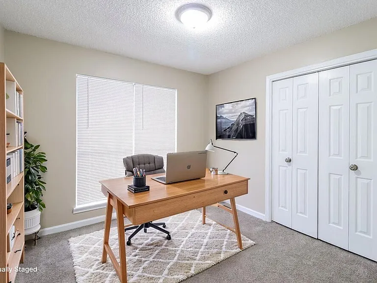 2613 Laburnum Dr — Photo 15
