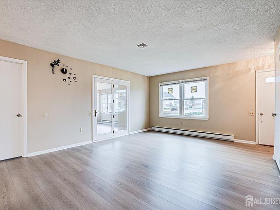 2nd image of 129 Providence Way #B