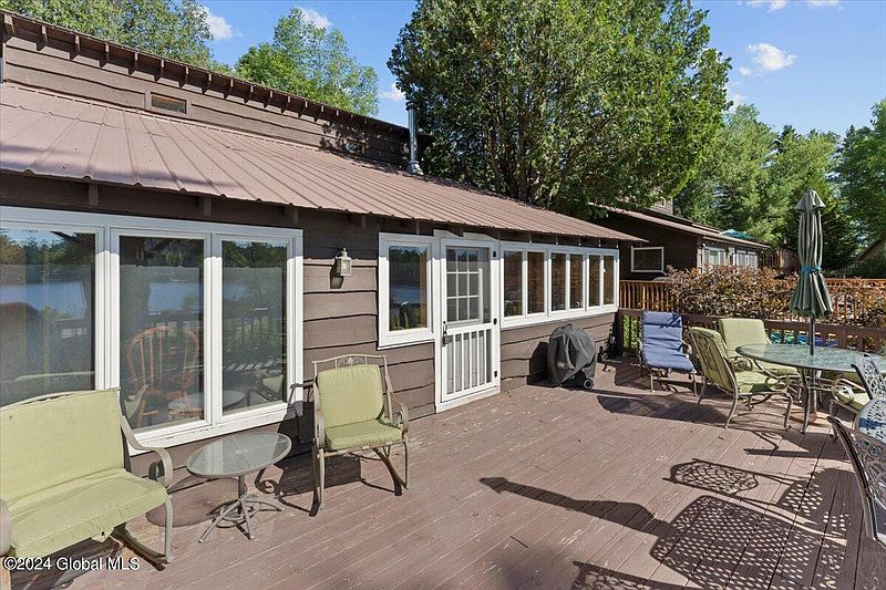 2nd image of 10 Vista View Drive