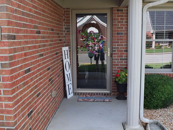 5th image of 2524 Triple Crown Way