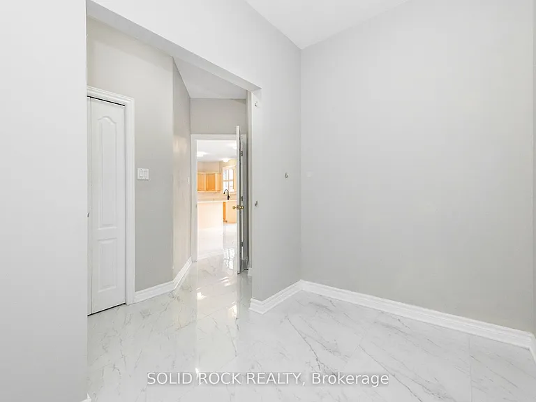 55 Gleeson Way W — Photo 21