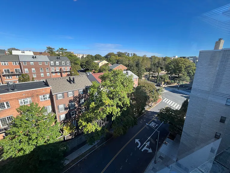 Washington House — Photo 53