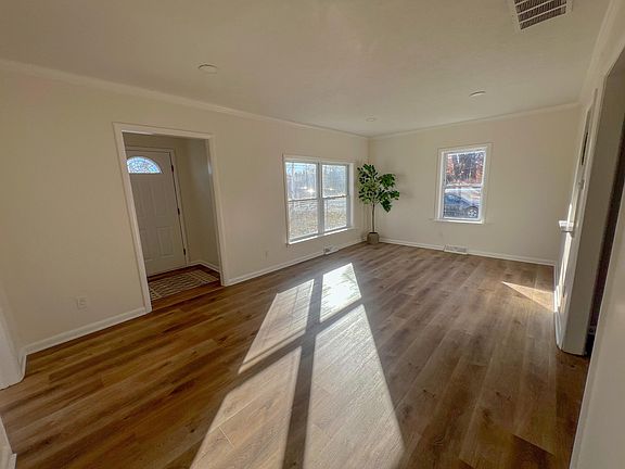 5th image of 1099 Shonat St