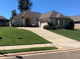 133 Woodburn Way, Pearl, MS 39208