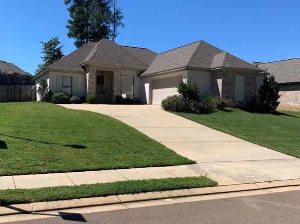 133 Woodburn Way, Pearl, MS 39208