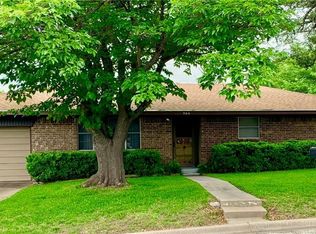 906 S Avenue N, Clifton, TX 76634