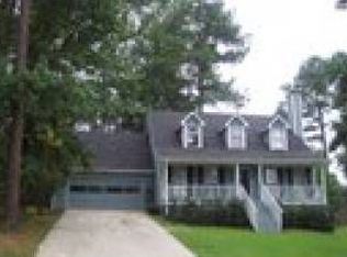 959 Pine Ridge Dr, Stone Mountain, GA 30087