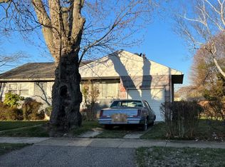 504 Decatur St, Uniondale, NY 11553