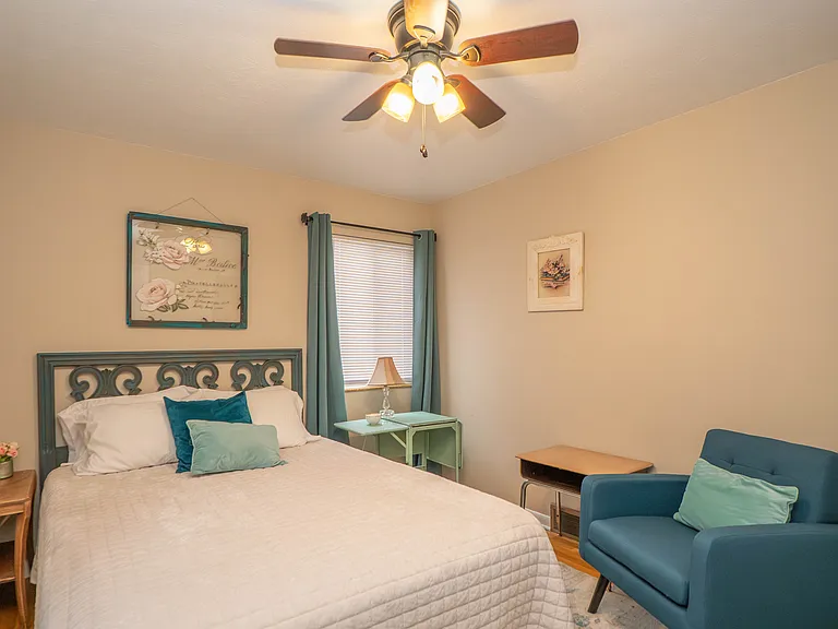 1755 Cromwell Dr — Photo 8