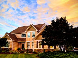 1 Rockland Manor Rd, Garnet Valley, PA 19060