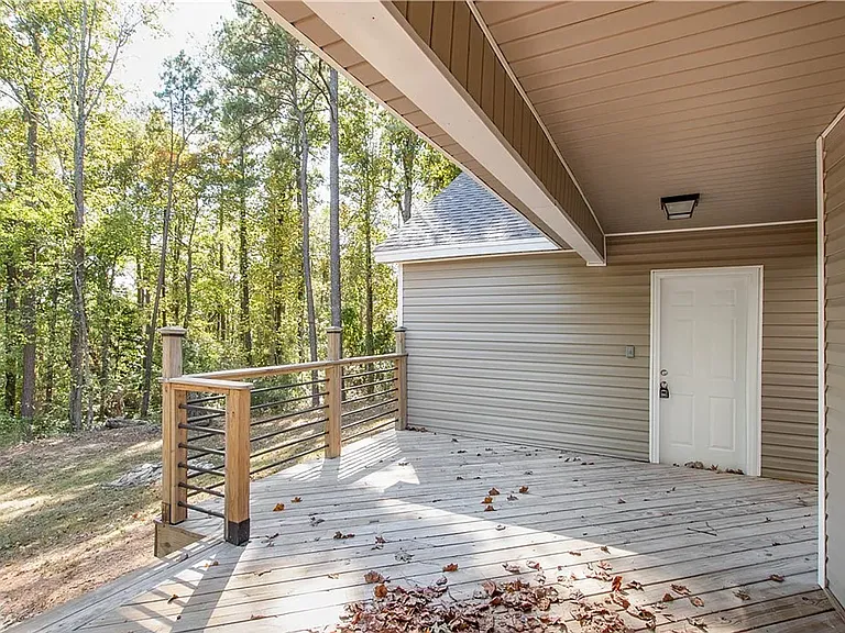 5211 Briarcliff Dr — Photo 21