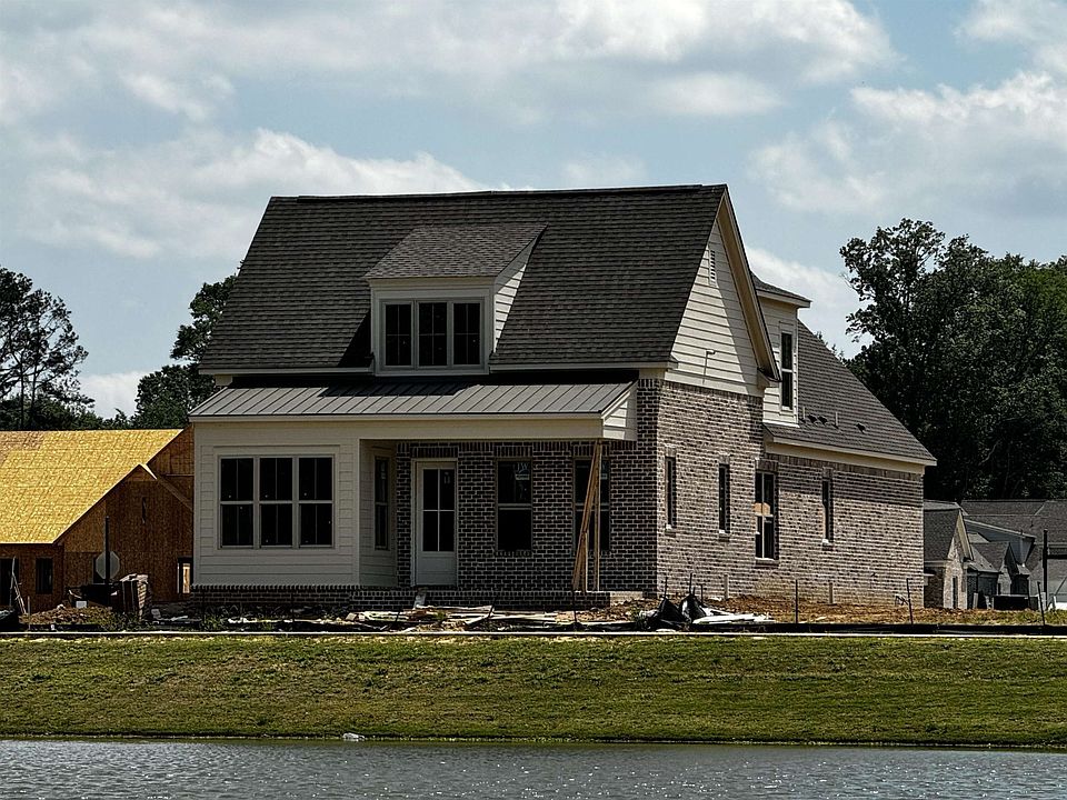 1st image of 490 Valley Forge Ln Lot 72