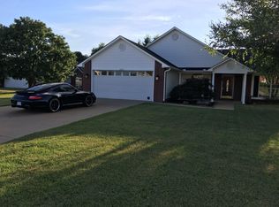 2307 Pearl Cir, Van Buren, AR 72956