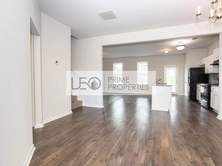 156 Daisy Cir — Photo 10