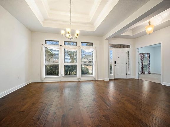 5th image of 23853 Limerick Ln