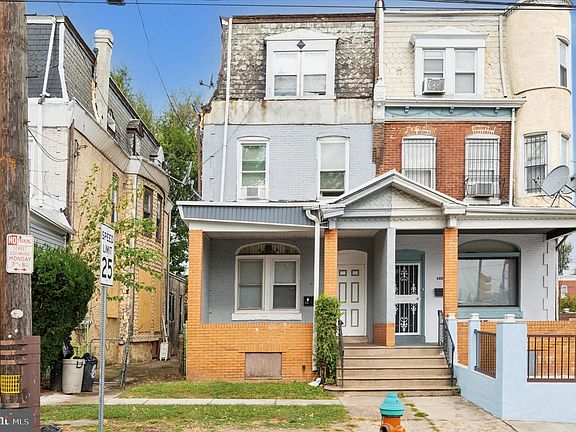 2nd image of 6803 Woodland Ave