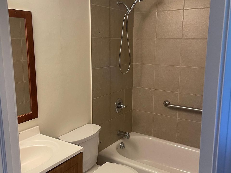 2nd image of 5436 Eastgate Dr