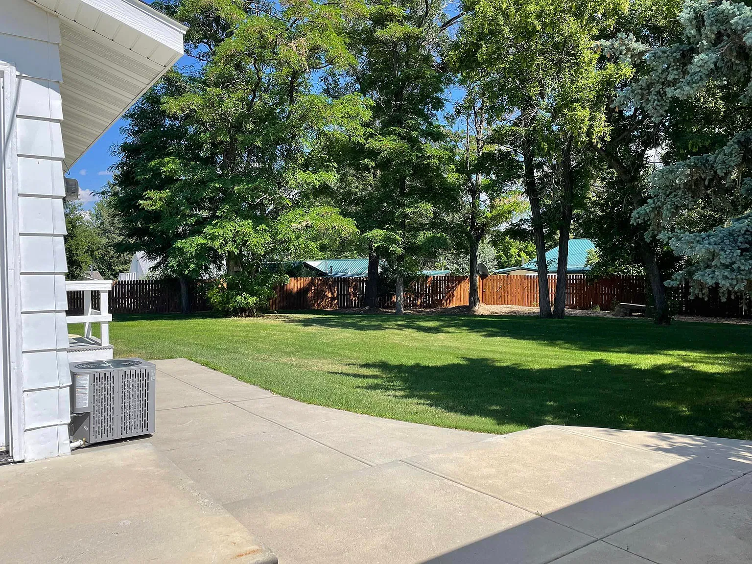 2 bed, 1104 sqft, $1,350 — Photo 2