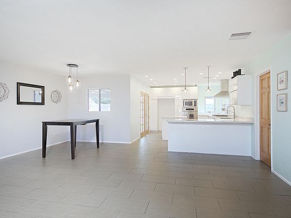 3rd image of 12637 N 28th Pl