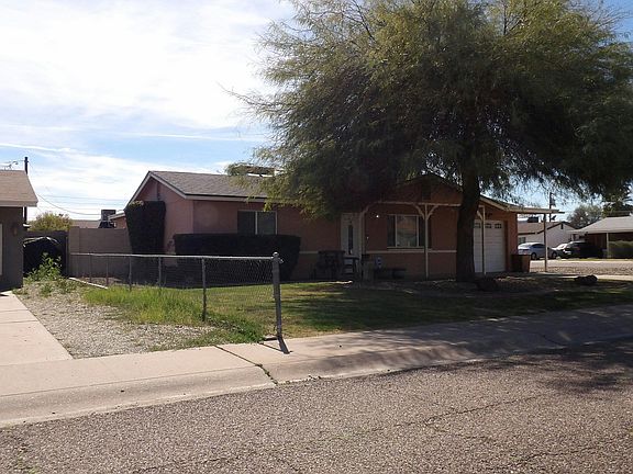 3rd image of 2301 E Aldine St