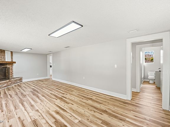 4th image of 8134 GALVESTON Avenue
