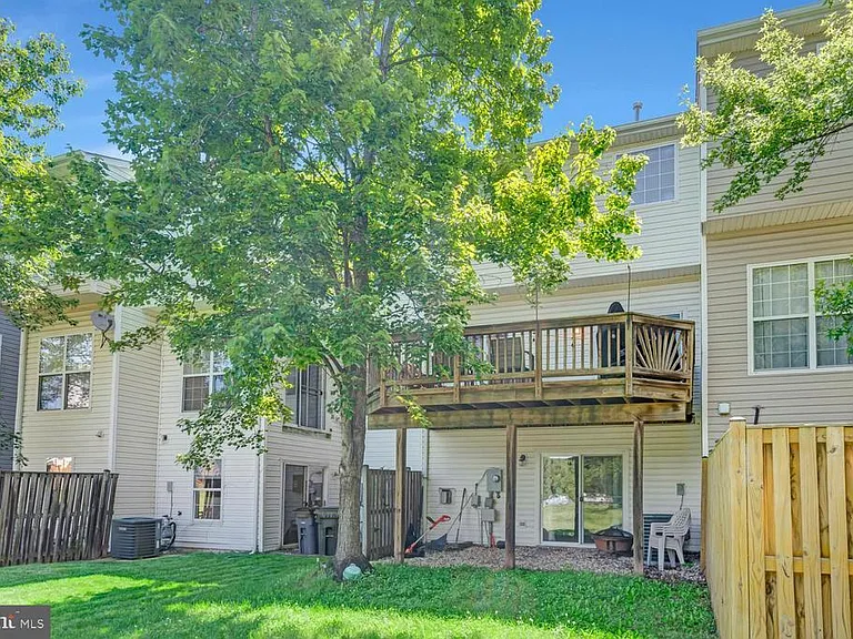 8628 Ellesmere Way — Photo 25