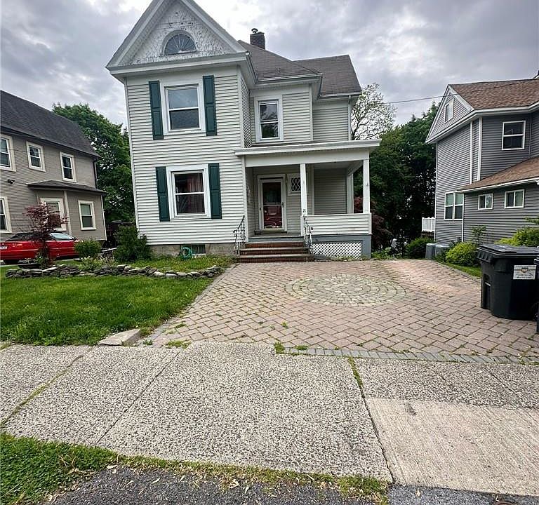 1st image of 21 Gladstone Avenue