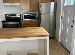 99R E Clinton St, New Bedford, MA 02740