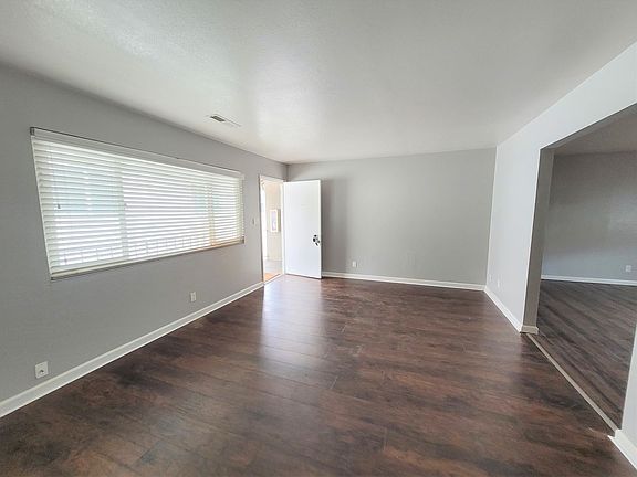 2nd image of 22242-22258 N 6th St #22254