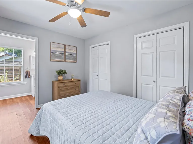 41 Lawton Ave — Photo 9