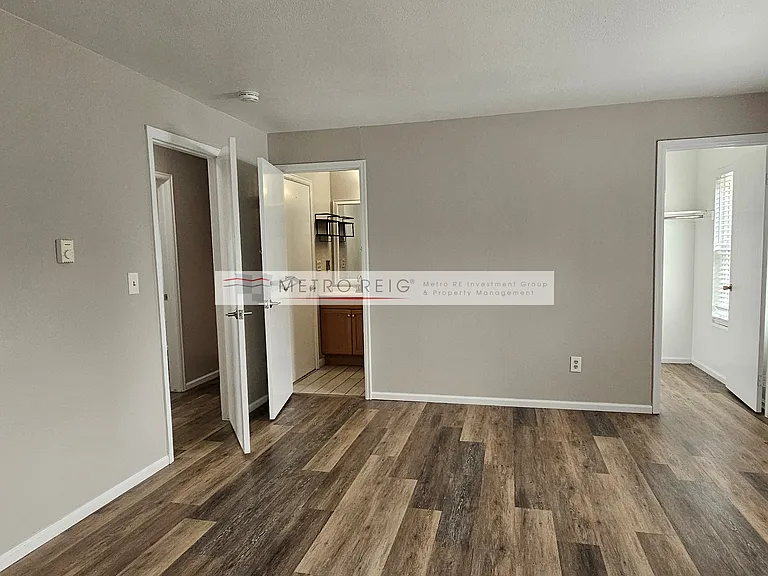 890 Lilac St — Photo 13