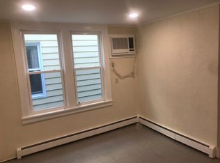 129 W 5th St FLOOR 1, Bayonne, NJ 07002