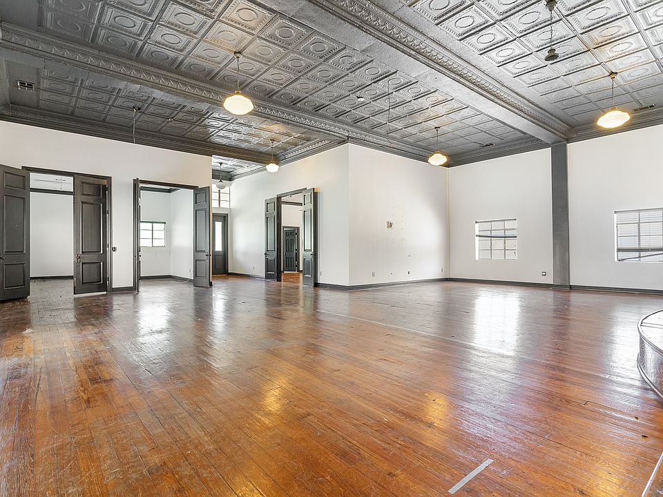 1st image of 2602 Kings Rd