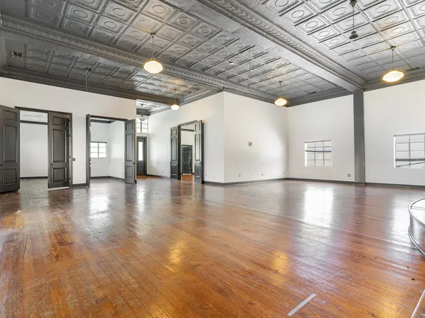 2602 Kings Rd, Dallas, TX 75219