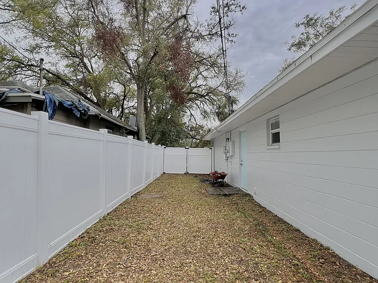 4359 Iris St N — Photo 22
