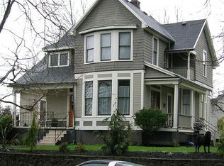 907 NE Going St, Portland, OR 97211