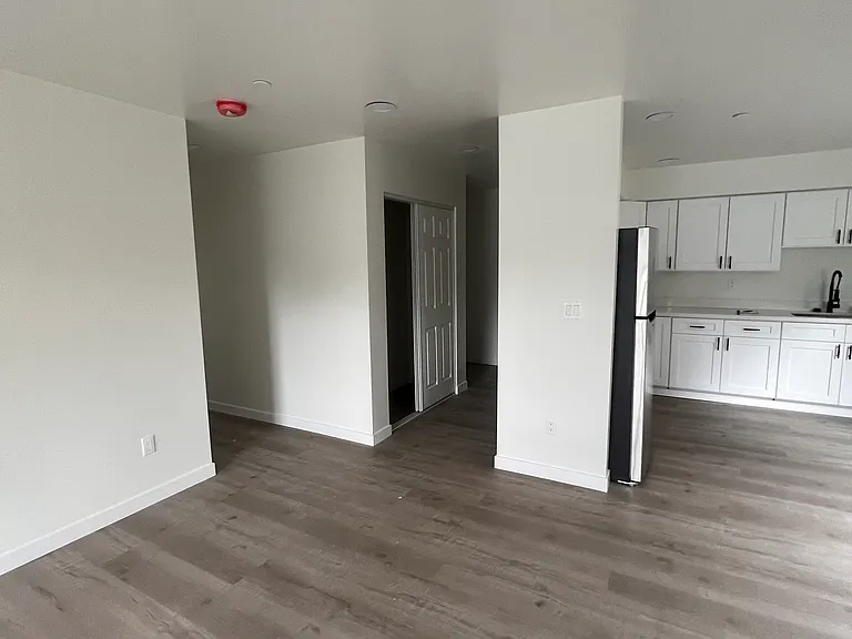 411 N 21st St #203 — Photo 21