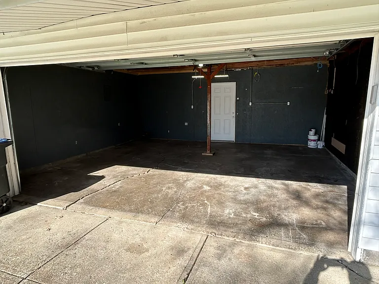1882 Paul Dr — Photo 45