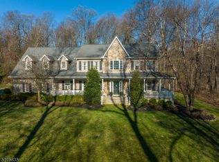 474 Bellwood Park Rd, Asbury, NJ 08802