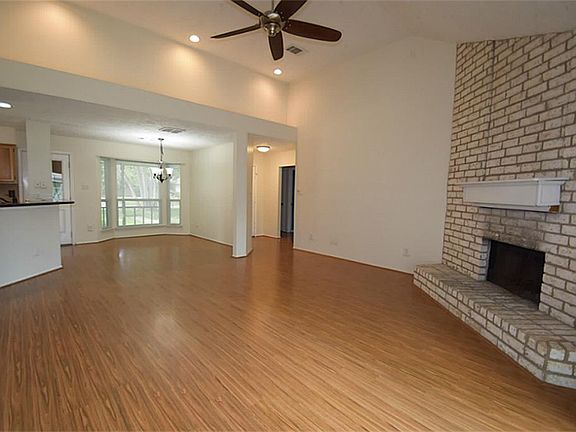5th image of 5721 Village Arbour Dr