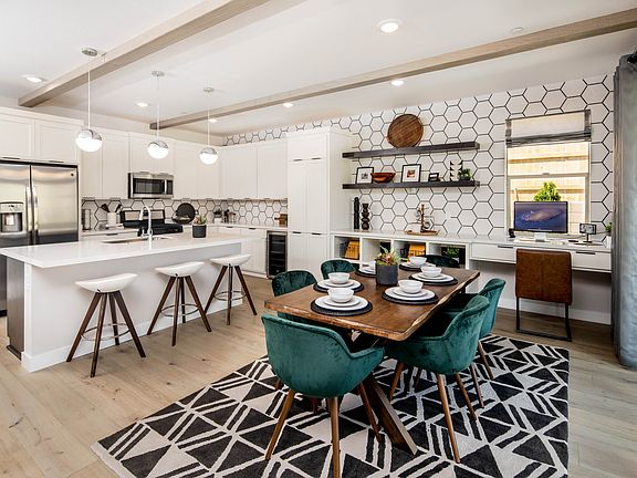 Kitchen Dining Combo Area