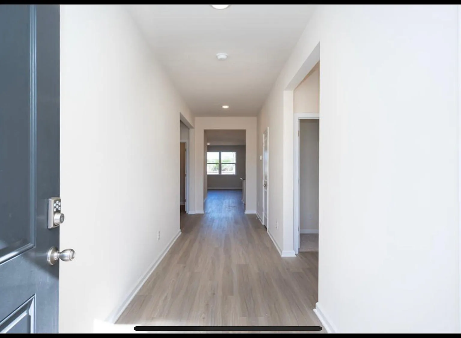 827 Green Garden Way — Photo 2