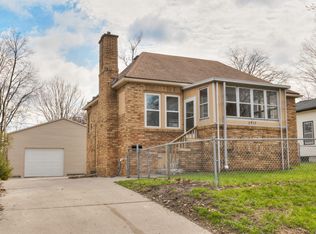 3917 8th St, Des Moines, IA 50313