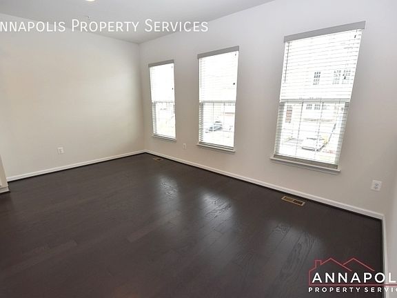 5th image of 7827 Bakers Creek Ln