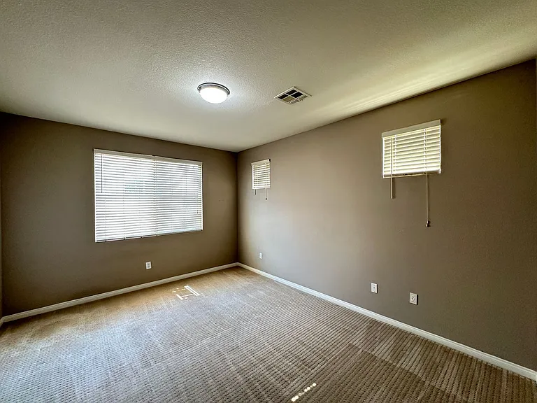 7536 French Springs St — Photo 15
