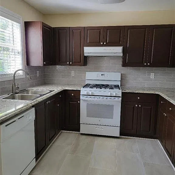 2199 Mainsail Dr — Photo 20