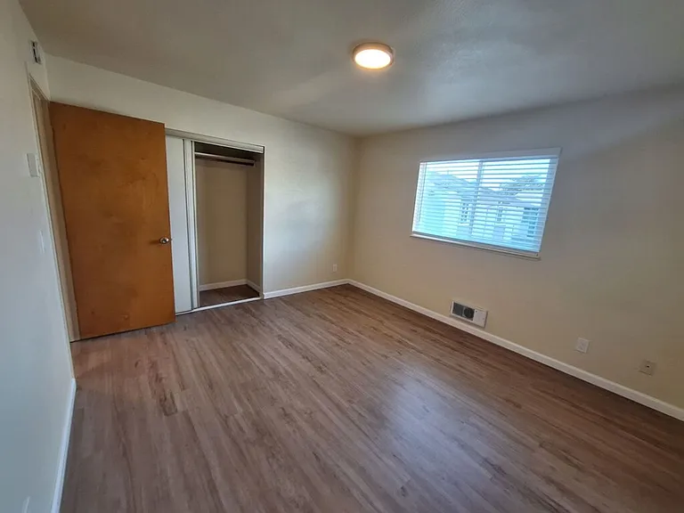 3122 Crescent Ave — Photo 9