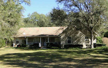1st image of 303 NW Lona Loop