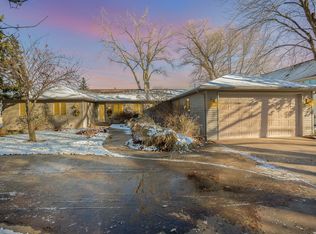 267 Donahue Beach Dr, Bay City, MI